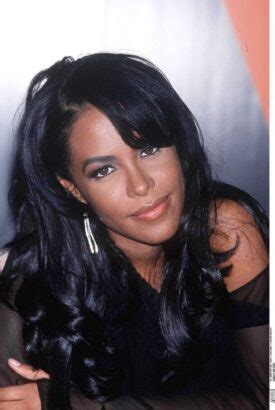Aaliyah comment est morte la chanteuse à l âge de ans Closer