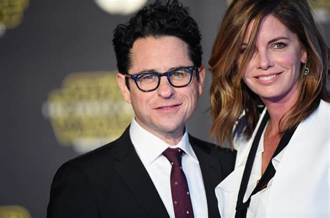 Jj Abrams Says His Wife Told Him To Stop Using Lens Flare Starwars