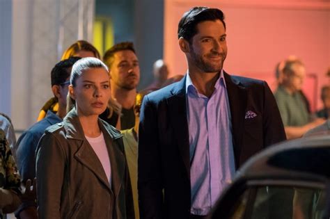 Lucifer Season 5 Tom Ellis Teases Happy Ending For Deckerstar Fans