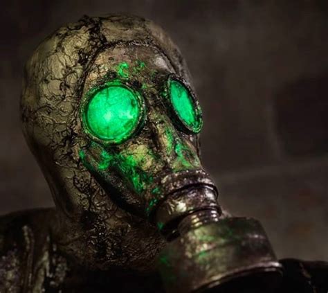 The game is flooded with the color green, from the overwhelming plant life to the monsters' radioactive hue to the glowing chernobylite rocks. Horror Game Chernobylite Uses Accurate 3D-Scan Of Real ...