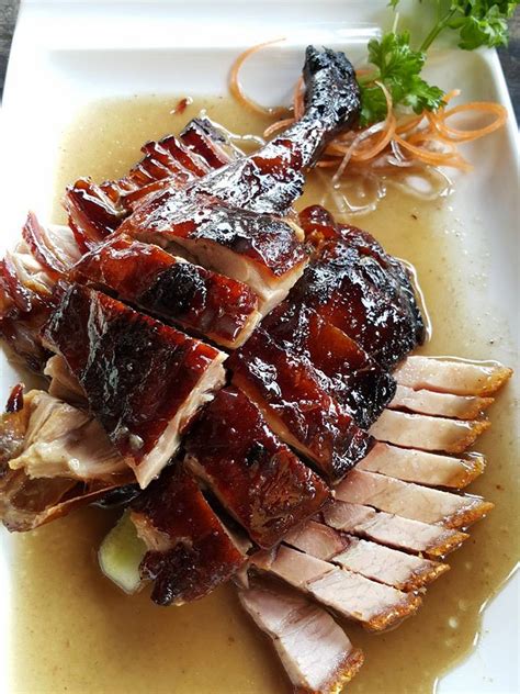 The exact timing and temperature remains unknown and it is their trade secret. Meng Meng Roasted Duck @ Taman Mount Austin, Johor ...