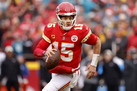 NFL World Debating If Jaguars Player Meant To Injure Patrick Mahomes