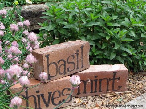 If you find these garden stakes above, cute, check out the detailed at raised urban gardens! 15 Adorable DIY Signs & Markers To Give Schmeck To Your Garden