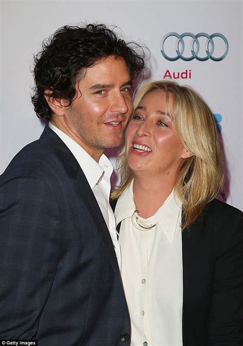 asher keddie heats things up with husband vincent fantauzzo as they film offspring daily mail