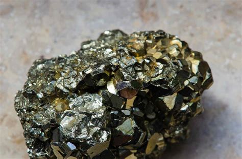 10 Minerals That Have Metallic Luster