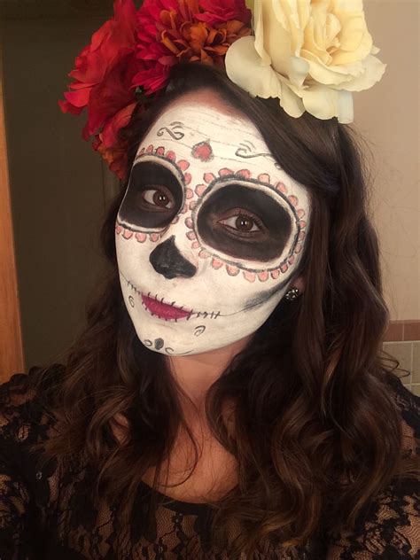 Easy for kids to draw but cool enough for adults and teens to try and be proud enough of the result to want to hand on the wall or at least make a gift card out of, this easy art idea is fun to try. Pints Of Life - DIY Day of the Dead Makeup Tutorial | Pints of Life