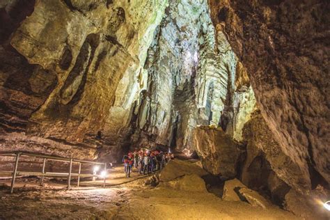 Explore The Caves Maropeng And Sterkfontein Caves