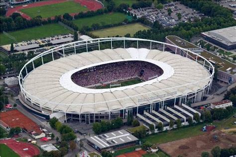 Hier können blinde und sehbehinderte fans eine zusammenfassung aller wichtigen informationen für einen barrierefreien stadionbesuch abrufen. STUTTGART germany "MERCEDES BENZ ARENA" 60.449 VFB ...