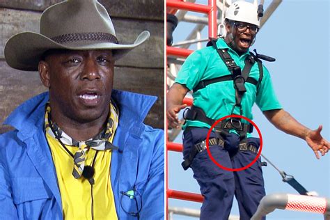 Im A Celebs Ian Wright Leaves Viewers Distracted As Harness
