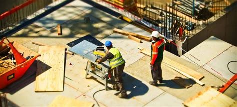 What Is The Difference Between A Head Contractor And Subcontractor