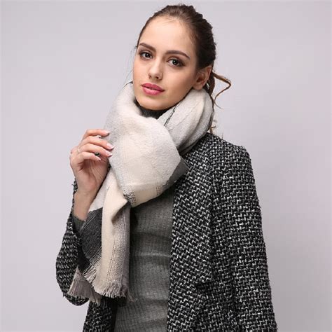 2018 Luxury Brand Winter Wool Pineapple Scarf Female Pashmina High Quality Warm Scarf For Women
