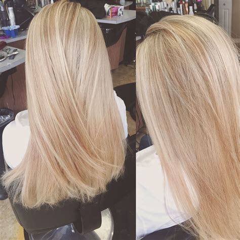Bright Blonde Foil With A Light Honey Undertone Blonde Foils Blonde Hair With Highlights