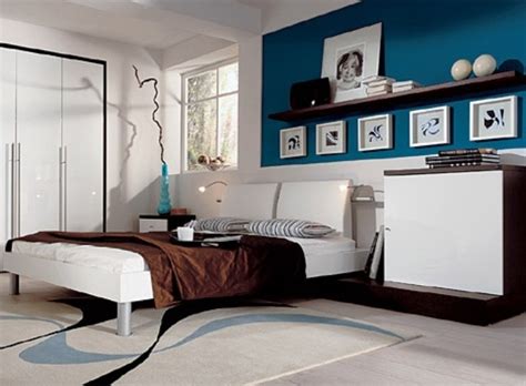 Turquoise is an excellent color to add to space for work or creativity. Blue And Turquoise Accents In Bedroom Designs - 39 Stylish ...