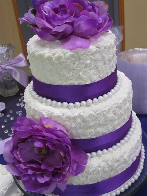 Crazy cake gluten free chocolate cake | great gluten free recipes for every occasion. Cupcakemobster: Gluten-Free Wedding Cake