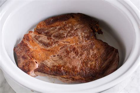 Cross rib roast with potatoes and carrot. Crock Pot Cross Rib Roast Boneless / Slow Cooked Beef Cross Rib Roast Recipe 2021 : Pour coke ...