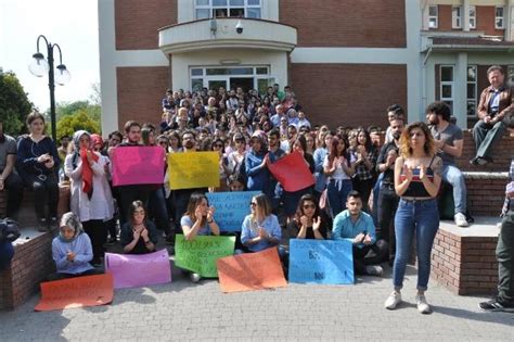 .kampüsü, eskişehir nerede, anadolu üniversitesi yunus emre kampüsü rektörlük binası'ya nasıl gidilir? Anadolu Üniversitesi öğrencilerinin bölünme protestosu