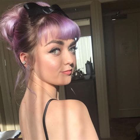 Maisie Williams Beauty Evolution Dalla Prima Stagione De Il Trono Di