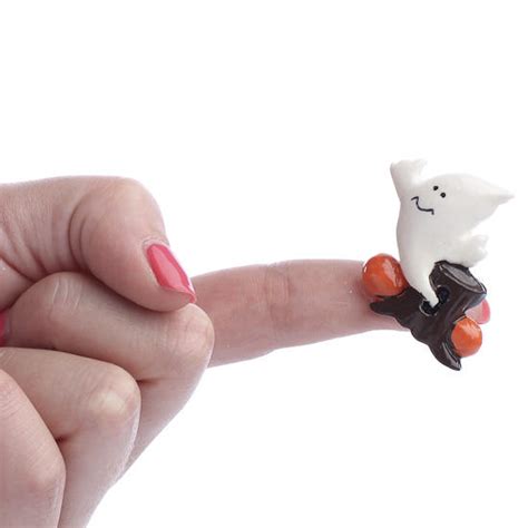 Ghostly Halloween Lapel Pin New Items