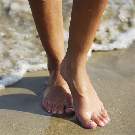 10 Beauty Commandments To Save Your Soles This Summer