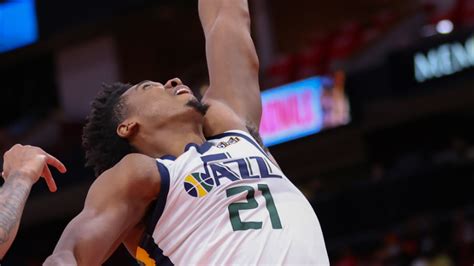 Jazz Bench Cruises In Thunder Blowout