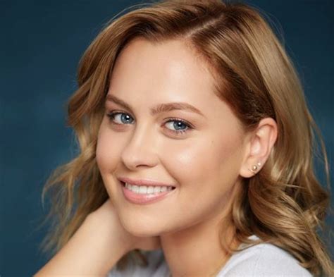 Candace Cameron Bure S Daughter Natasha Says She Never Thought She D Go