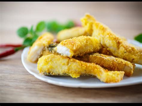 This is also common to northeastern style fish frys and bakes, where potatoes and whole corn are steamed or roasted to be served with seafood. Healthy Recipes: Fried Catfish Recipe Recipe