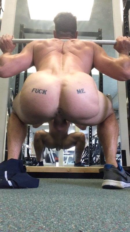 model of the day ace era and that stunning “fuck me ass” of his … daily squirt
