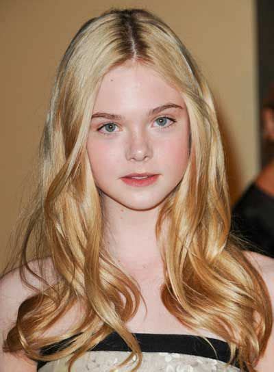 Wennie Shes Even Got The Green Eyes Elle Fanning Hair Dakota