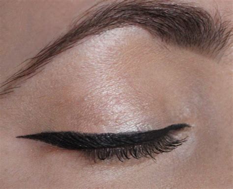 Tips For Applying Liquid Eyeliner Tina Prajapat