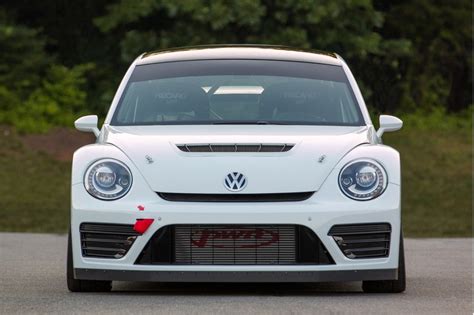 2014 Volkswagen Beetle Global Rallycross Championship Car Revealed