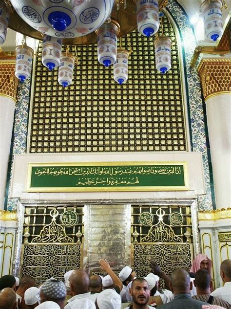 Menjadi Tetamu Allah Umrah Ziarah Makam Nabi Muhammad Di Masjid Nabawi