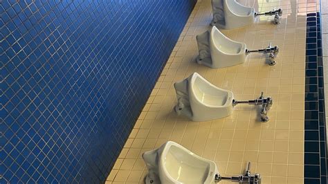 Petition · Fcps Needs Dividers Between Mens Urinals At High Schools