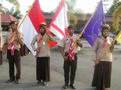 Isi Tri Satya Dan Dhasa Dharma Hamdan