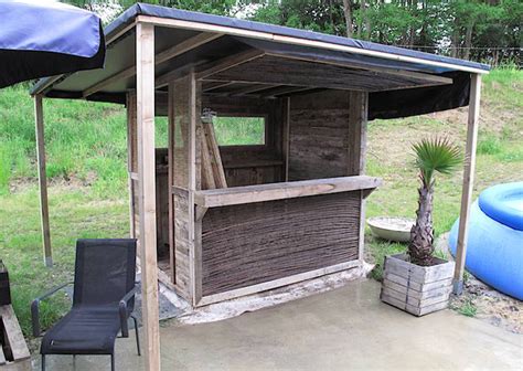 Check spelling or type a new query. HOW TO: Build Your Own Beach Bar from Discarded Shipping Pallets