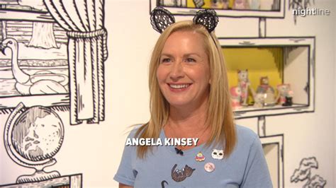 The Office Star Angela Kinsey Talks Catcon Good Morning America
