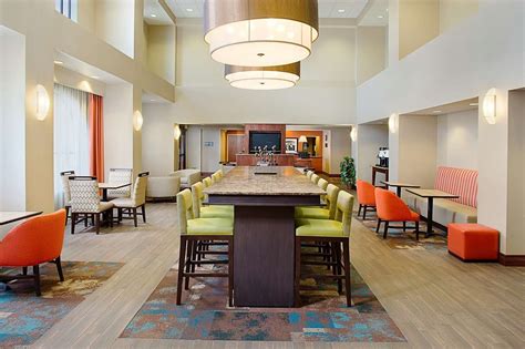 Het country inn & suites by carlson lancaster biedt gasten superieure dienstverlening plus een breed scala aan voorzieningen en is toegewijd om uw verblijf zo comfortabel als mogelijk te maken. Hampton Inn & Suites Lancaster, Lancaster, CA Jobs ...