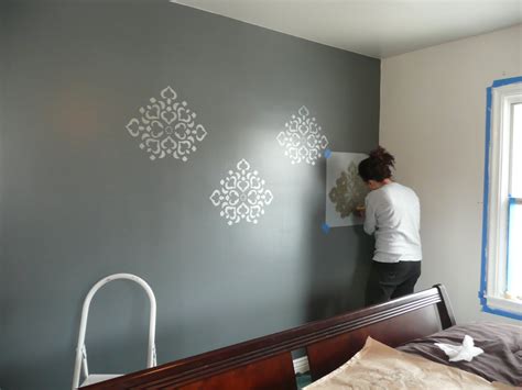 Check spelling or type a new query. Remodelaholic | Stenciled Wall Master Bedroom