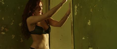 Naked Rumer Willis In The Ganzfeld Haunting