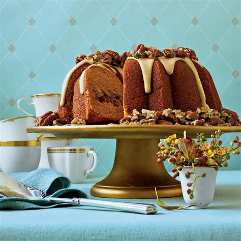 These easy bundt cakes deliver plenty of flavor without a ton of time or effort on your part. Christmas Cake Ideas & Recipes | MyRecipes