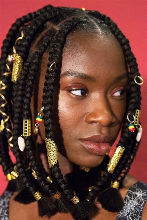Knotless braids move more freely on the head than the other kinds. Top 20 Knotless Box Braids Hairstyles | Hairdo Hairstyle