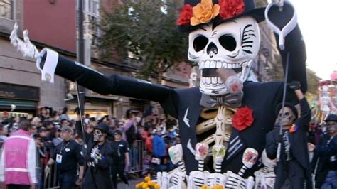 James Bond Inspires Mexico Citys Day Of The Dead Parade Bbc News
