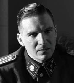 Somit wird schindler auch zeuge einer leichenverbrennung mitten auf den straßen von krakau. You are giving them hope. You shouldn't do that. That's ...