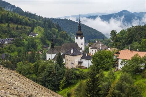 Spania este o țară în europa de sud și una dintre cele mai populare destinații turistice din europa. Spania Dolina in Slovakia stock image. Image of town ...