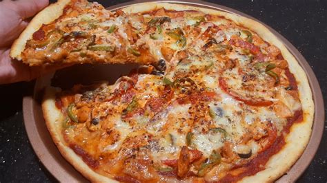 Spicy Chicken Pizza Bbc Recipes Youtube