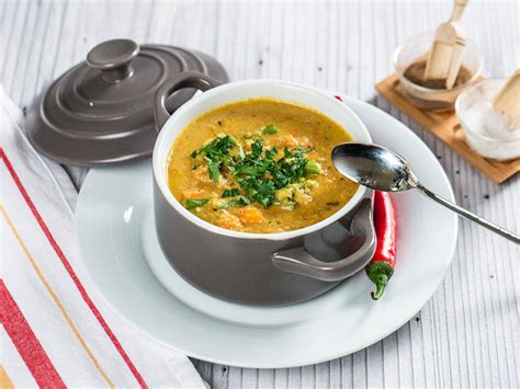 Download Spicy Cauliflower And Green Bean Soup Wallpaper