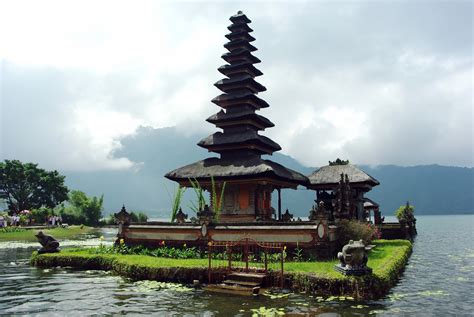 fotos gratis lago torre religión turismo lugar de adoración religioso santuario