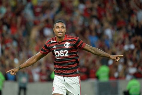 Carlos rodolfo rotondi vs joao gomes. "Passei por momentos difíceis", diz Vitinho após gol no ...