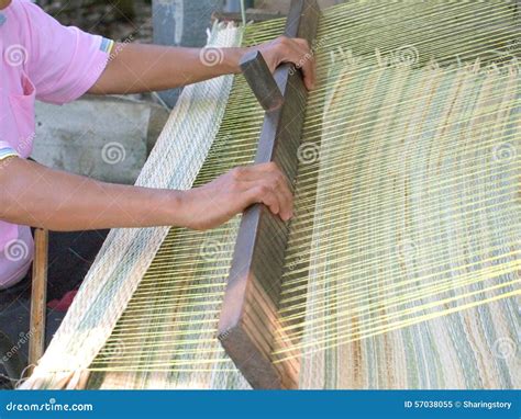 Thai Woman Hands Weaving Reed Mat Stock Image Image Of Crisscross