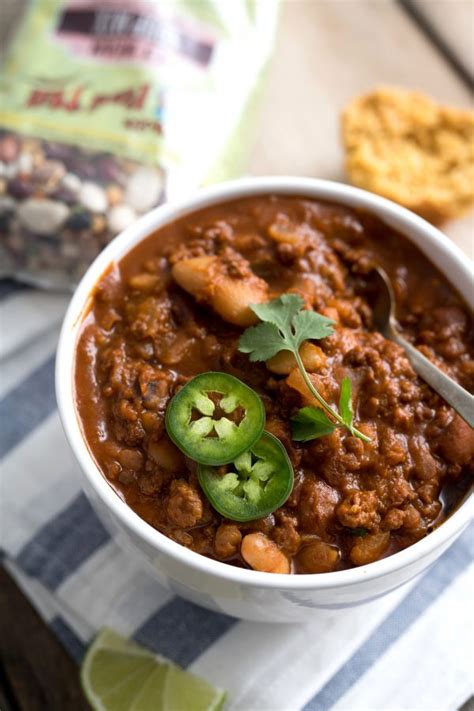 Check out these healthy, green recipes for breakfast, lunch, and dinner! 13 Bean Chili | Bob's Red Mill's Recipe Box