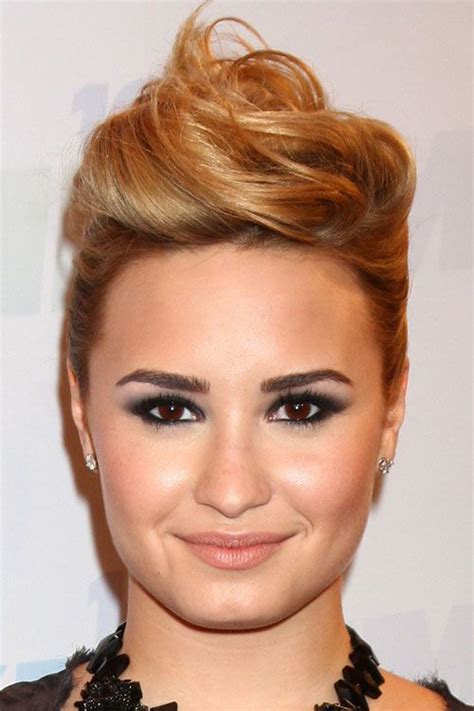 Demi Lovato Wavy Honey Blonde Mohawk Updo Hairstyle Demi Lovato Hair
